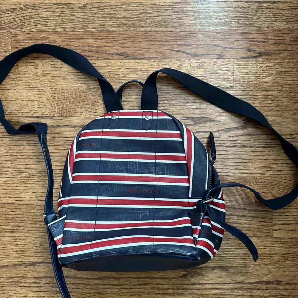 Mini backpack - Picture 2 of 3